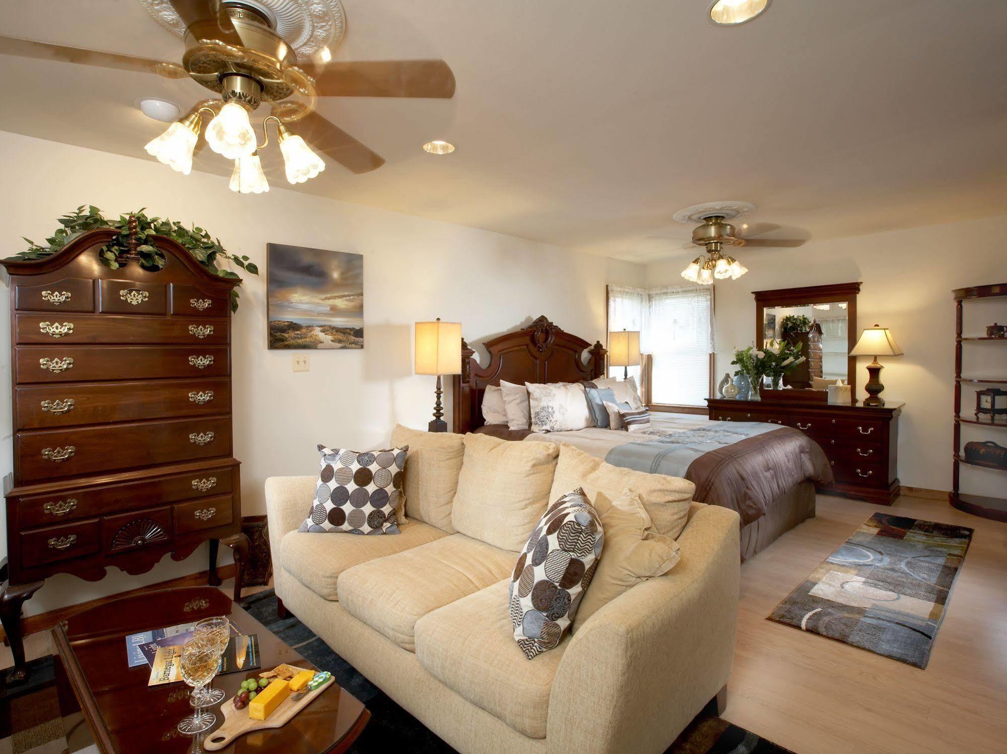 Sand Castle Bed And Breakfast Barnegat Light Exterior photo
