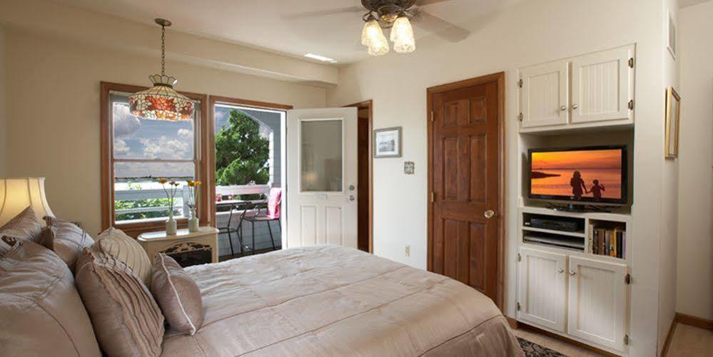 Sand Castle Bed And Breakfast Barnegat Light Exterior photo